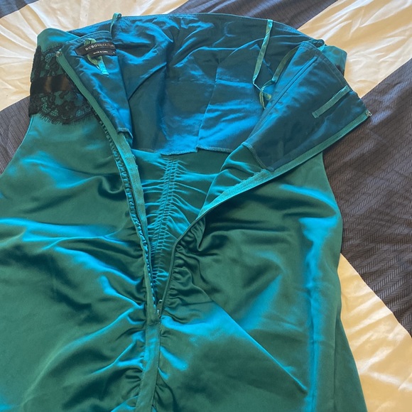 Ladies BCBG silky dress - Picture 5 of 8